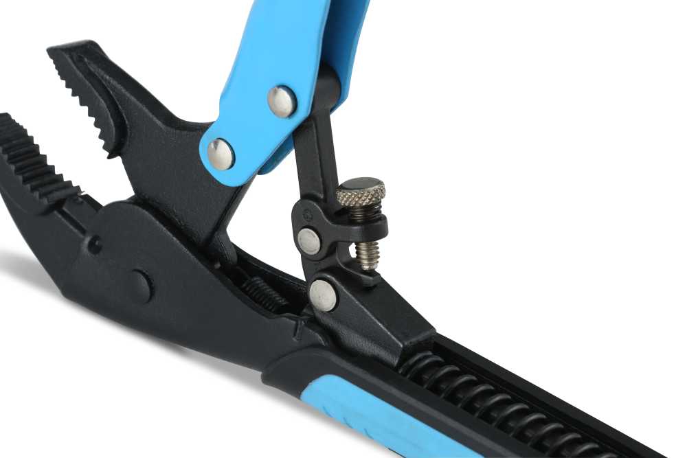 Auto Adjust 6-Inch Curve Jaw Pliers - Gripped - Image 4